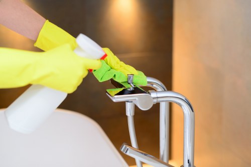 Deep cleaning in W14 for a fresh and spotless home interior